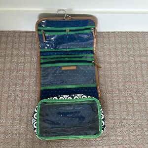 Stella & Dot hanging toiletries bag